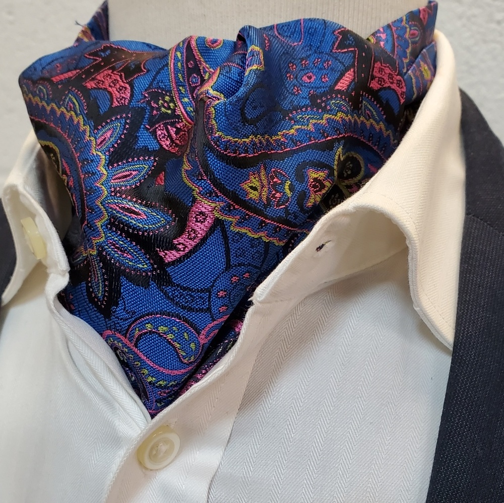 Custom Cravat/Ascot